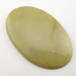 Serpentinite cabochon 41x27 mm no 14