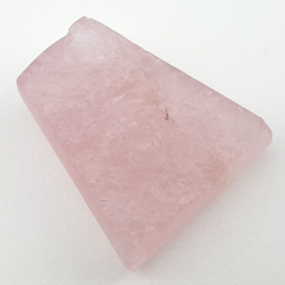 Pink quartz raw cabochon 28x26 mm no 37