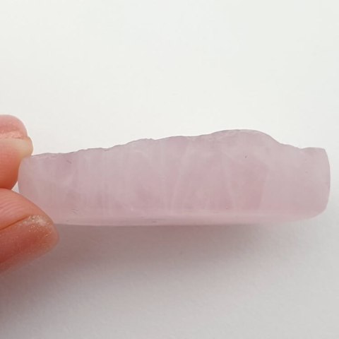 Pink quartz raw cabochon 43x25 mm no 6 Pink quartz raw cabochon 43x25 mm no 6