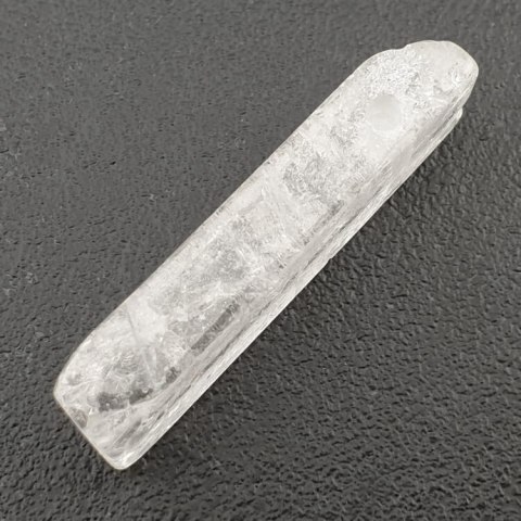 Quartz icicle 37x12 mm No. 3 Quartz icicle 37x12 mm No. 3