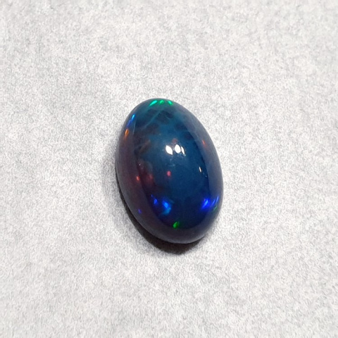 Black Ethiopian Opal 12x8 mm No. 318 Black Ethiopian Opal 12x8 mm No. 318
