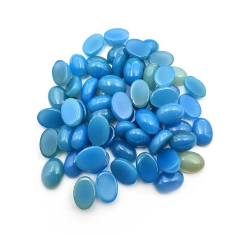 Chalcedon niebieski kaboszon14x10 mm 1 szt Chalcedon niebieski kaboszon14x10 mm 1 szt