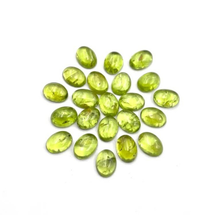 Perydot oliwin kaboszon 7x5 mm 1 szt