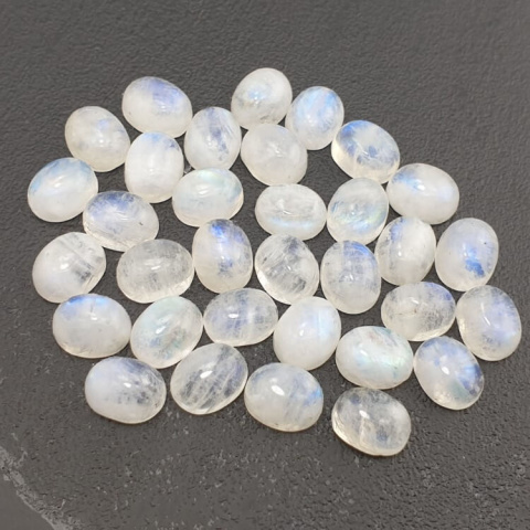 Moonstone cabochon 10x8 mm 1 pcs Moonstone cabochon 10x8 mm 1 pcs
