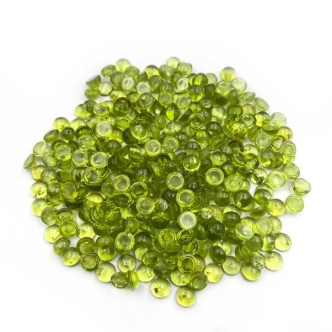 Peridot olivine cabochon fi 6 mm 1 pc Peridot olivine cabochon fi 6 mm 1 pc