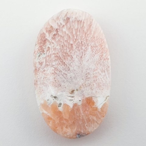 Scolecite pink cabochon 4.1x2.4 cm no 32 Scolecite pink cabochon 4.1x2.4 cm no 32
