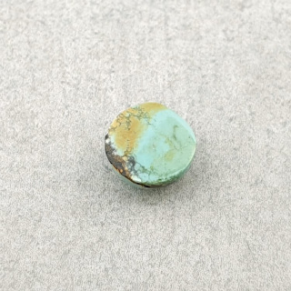 Tibetan turquoise cabochon fi 7 mm no. 102