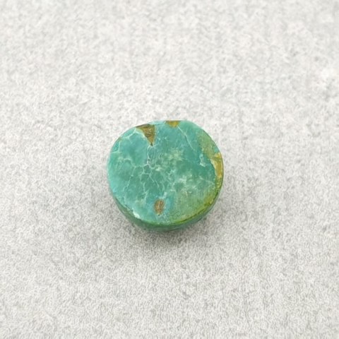 Turkus tybetański kaboszon fi 8 mm nr 81 Turkus tybetański kaboszon fi 8 mm nr 81