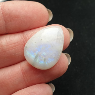 Moonstone cabochon 24x18 mm no. A55