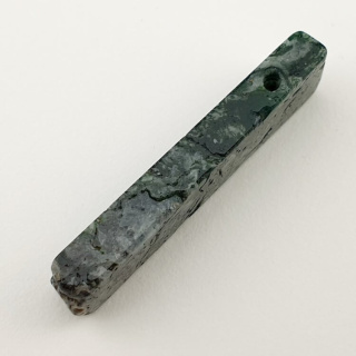 Moss agate icicle 45x12 mm no 75