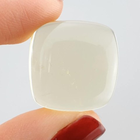 Lemon quartz cabochon 19x19 mm no. 25 Lemon quartz cabochon 19x19 mm no. 25