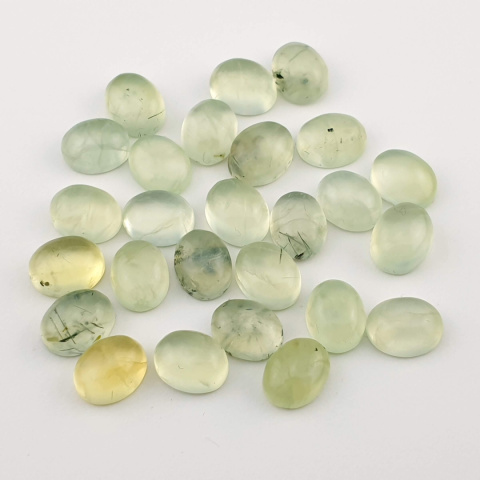 Prehnite cabochon 10x8 mm 1 pc Prehnite cabochon 10x8 mm 1 pc