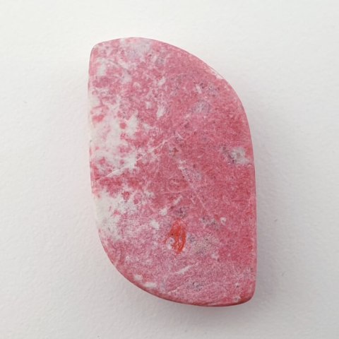 Thulite cabochon 30x18 mm no 47 Thulite cabochon 30x18 mm no 47