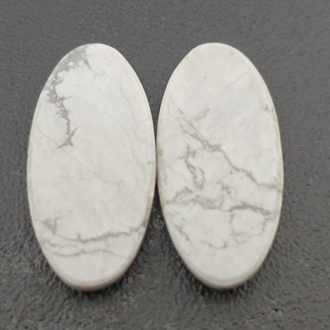 Howlite pair of cabochons 3.1x1.5 cm No. 3 Howlite pair of cabochons 3.1x1.5 cm No. 3