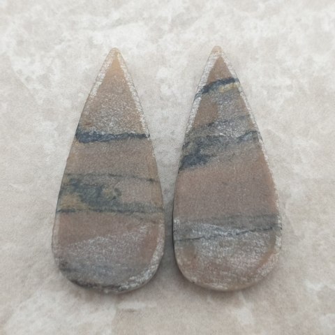 Jasper pair of cabochons 3.3x1.5 cm no. 1 Jasper pair of cabochons 3.3x1.5 cm no. 1