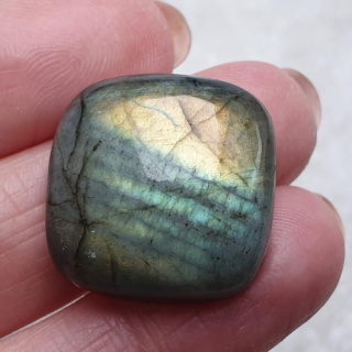 Labradorite cabochon 22x22 mm no A412