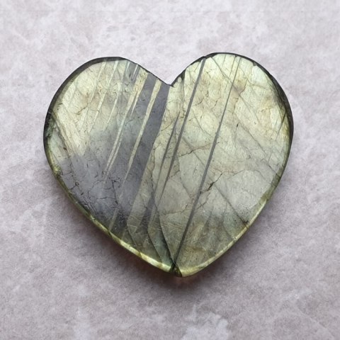 Labradorite cabochon heart 30x27 mm no 112 Labradorite cabochon heart 30x27 mm no 112
