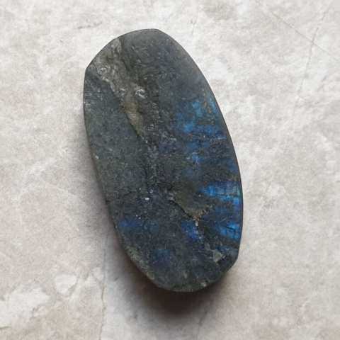 Labradorite raw cabochon 30x16 mm no 81 Labradorite raw cabochon 30x16 mm no 81