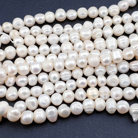 Natural cultured pearl 6-7 mm 5 pcs Natural cultured pearl 6-7 mm 5 pcs
