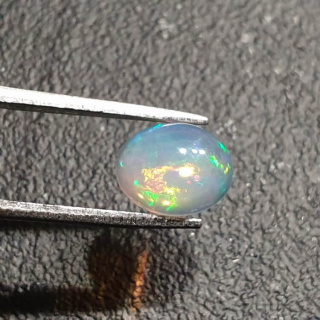 Opal from Ethiopia cabochon 9x7 mm no 341