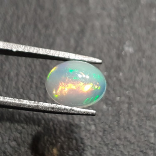 Opal from Ethiopia cabochon 9x7 mm no 347