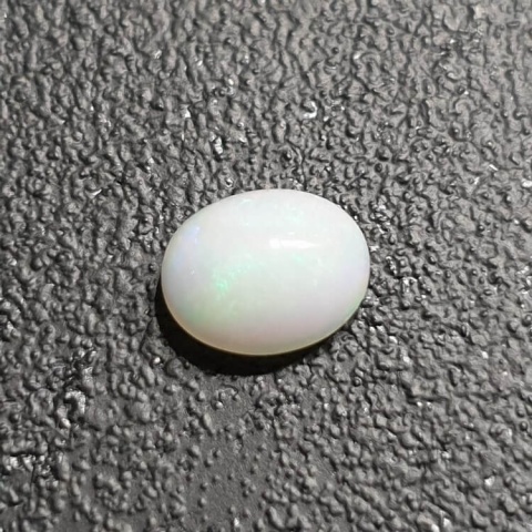 Opal from Ethiopia cabochon 9x7 mm no 350 Opal from Ethiopia cabochon 9x7 mm no 350