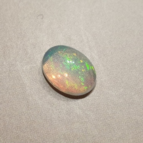 Opal from Ethiopia cabochon 9x7 mm no 356 Opal from Ethiopia cabochon 9x7 mm no 356