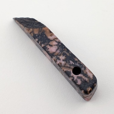 Rhodonite black icicle 44x9 mm no 47 Rhodonite black icicle 44x9 mm no 47
