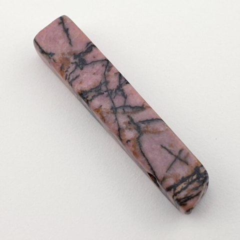 Rhodonite black icicle 46x9 mm no 42 Rhodonite black icicle 46x9 mm no 42