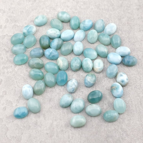 Larimar kaboszon 7x5 mm 1 szt Larimar kaboszon 7x5 mm 1 szt