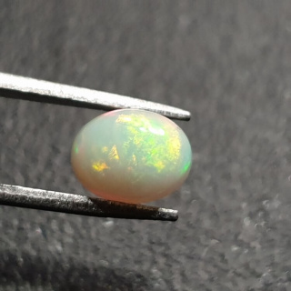 Opal from Ethiopia cabochon 8x6 mm no 363