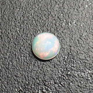 Opal from Ethiopia cabochon fi 8 mm no. 385