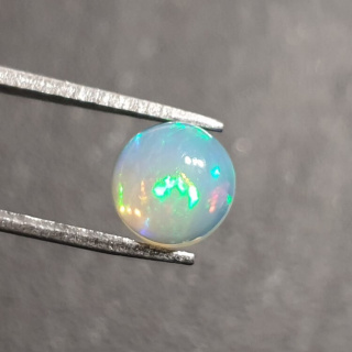 Opal from Ethiopia cabochon fi 8 mm no. 403