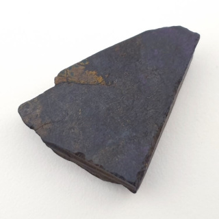 Purpuryt cięty surowy 29x24 mm nr 44