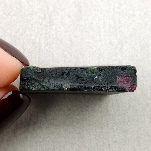 Zoisite with ruby cut raw 22x19 mm no. 55 Zoisite with ruby cut raw 22x19 mm no. 55