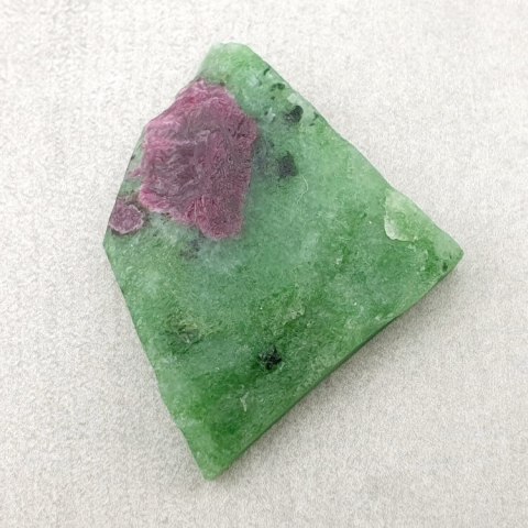 Zoisite with ruby cut raw 26x28 mm no. 22 Zoisite with ruby cut raw 26x28 mm no. 22