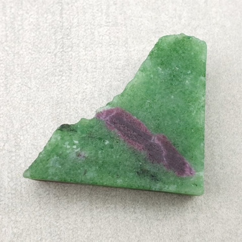 Zoisite with ruby cut raw 27x24 mm no. 4 Zoisite with ruby cut raw 27x24 mm no. 4