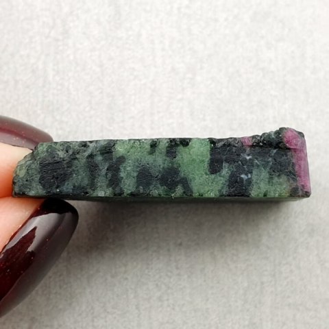 Zoisite with ruby cut raw 32x18 mm no 17 Zoisite with ruby cut raw 32x18 mm no 17