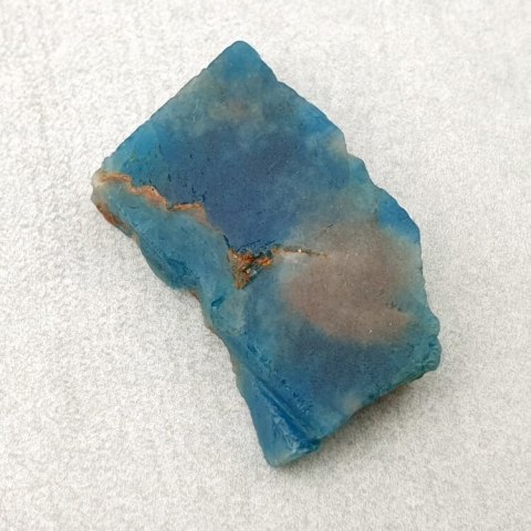 Raw cut apatite 25x16 mm No 60 Raw cut apatite 25x16 mm No 60