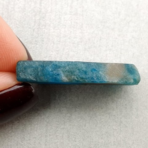 Raw cut apatite 25x16 mm No 60 Raw cut apatite 25x16 mm No 60