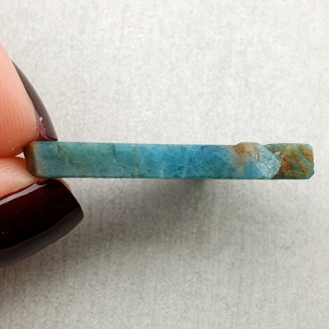 Raw cut apatite 25x20 mm No 71 Raw cut apatite 25x20 mm No 71