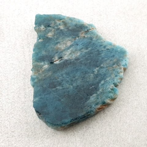 Apatite cut raw 25x21 mm No 94 Apatite cut raw 25x21 mm No 94