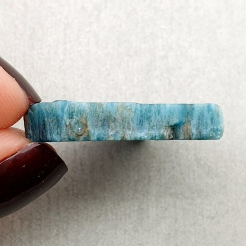 Apatite cut raw 25x21 mm No 94 Apatite cut raw 25x21 mm No 94