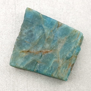 Apatite cut raw 25x24 mm No 53