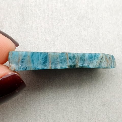Raw cut apatite 28x17 mm No 32 Raw cut apatite 28x17 mm No 32