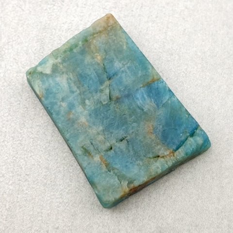 Raw cut apatite 28x21 mm No. 31 Raw cut apatite 28x21 mm No. 31