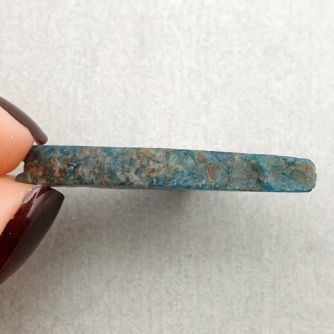 Apatite cut raw 28x24 mm No 5 Apatite cut raw 28x24 mm No 5
