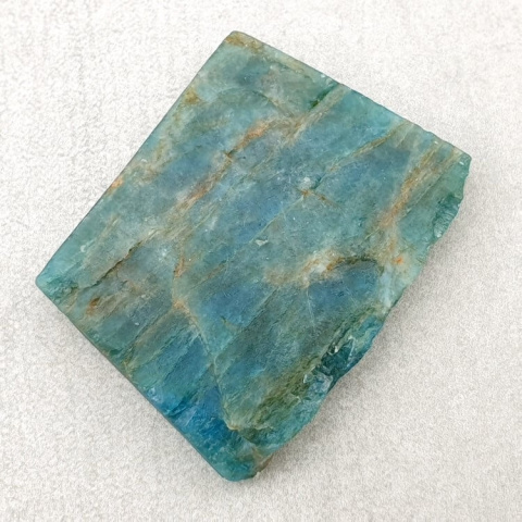 Apatite cut raw 32x25 mm No. 13 Apatite cut raw 32x25 mm No. 13