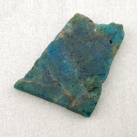 Apatite cut raw 32x25 mm No 18 Apatite cut raw 32x25 mm No 18