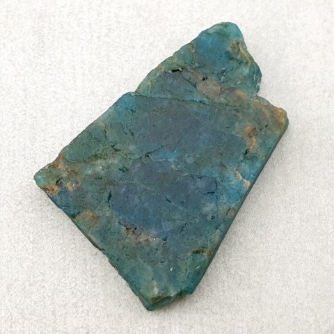 Raw cut apatite 34x25 mm No 81 Raw cut apatite 34x25 mm No 81